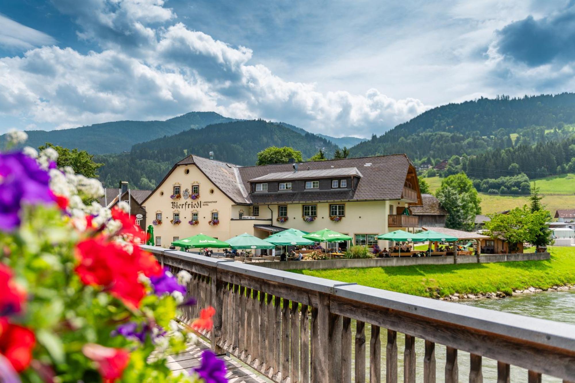 Landgasthof Bierfriedl Hotel Pruggern Luaran gambar